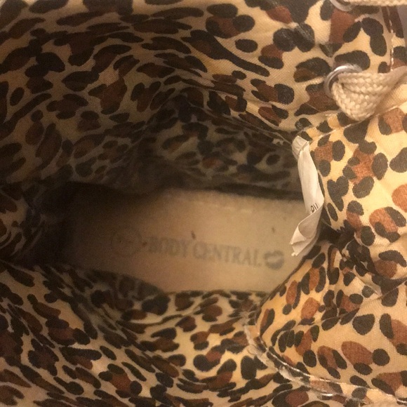 Combat style boots - Picture 3 of 6